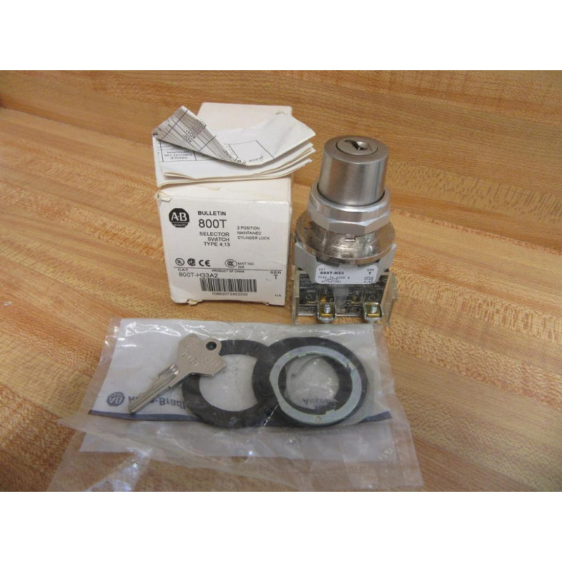 Allen Bradley 800T-H33A2 Selector Switch 2-Position 800TH33A2