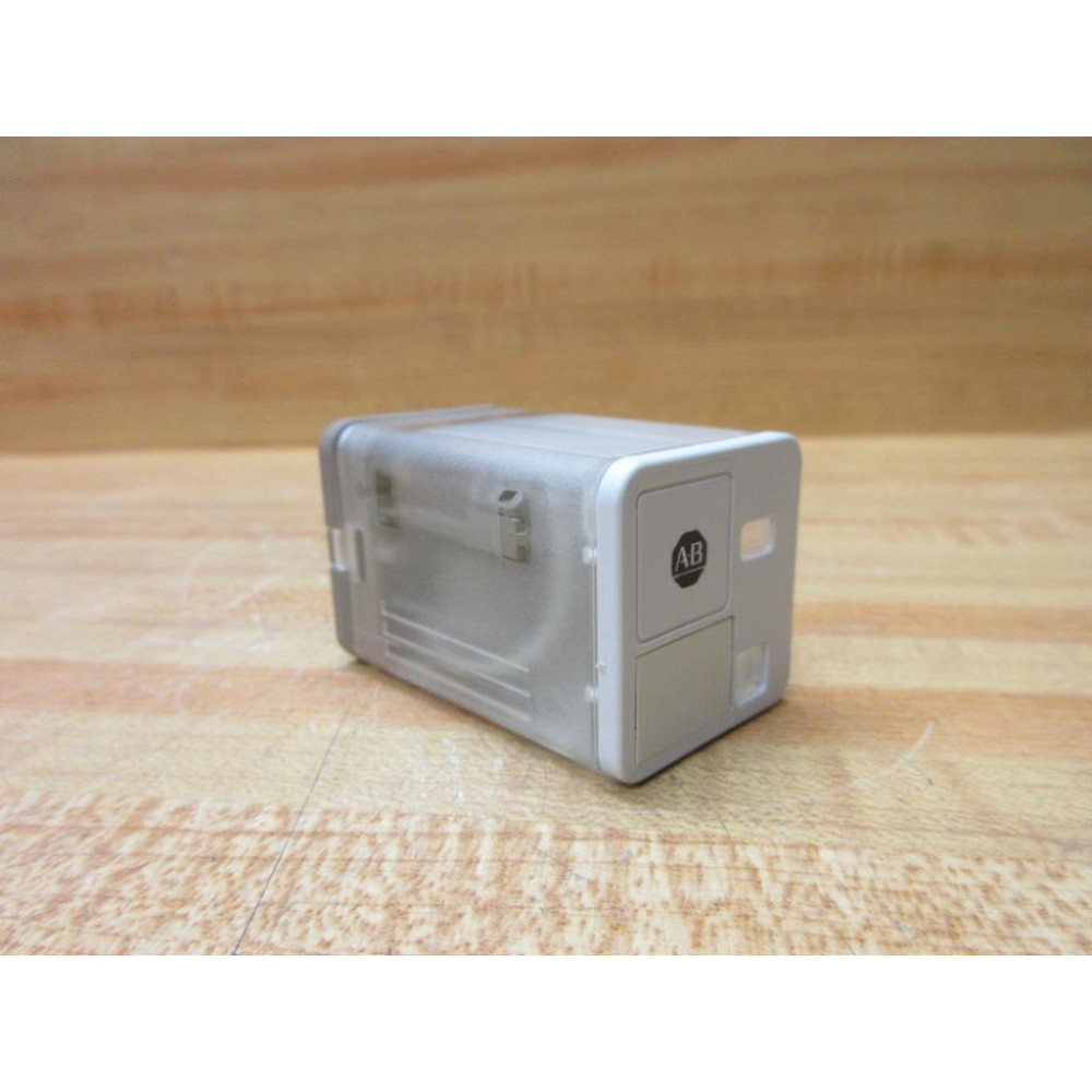 Allen Bradley 700-HAX2A1-120V AC Relay 700-HAX2A1-120VAC Series C - New No Box