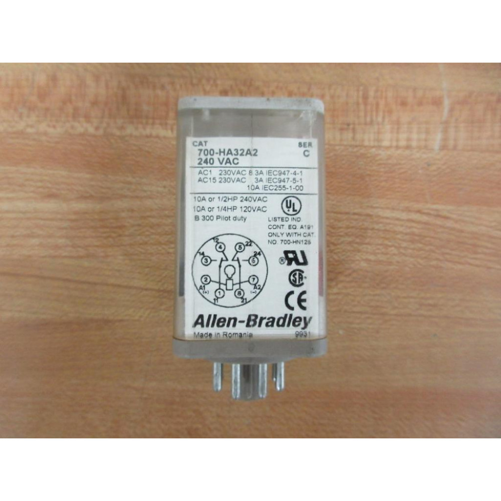 Allen Bradley 700-HA32A2 Relay 700HA32A2 Series C - Used