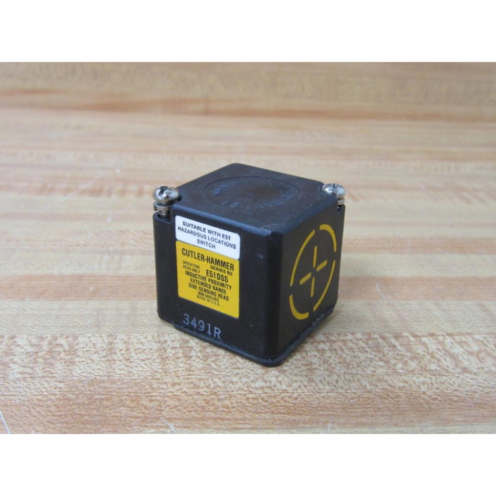 Cutler Hammer E51DS5 Eaton Proximity Switch Head 03941 Series B2 - New No Box