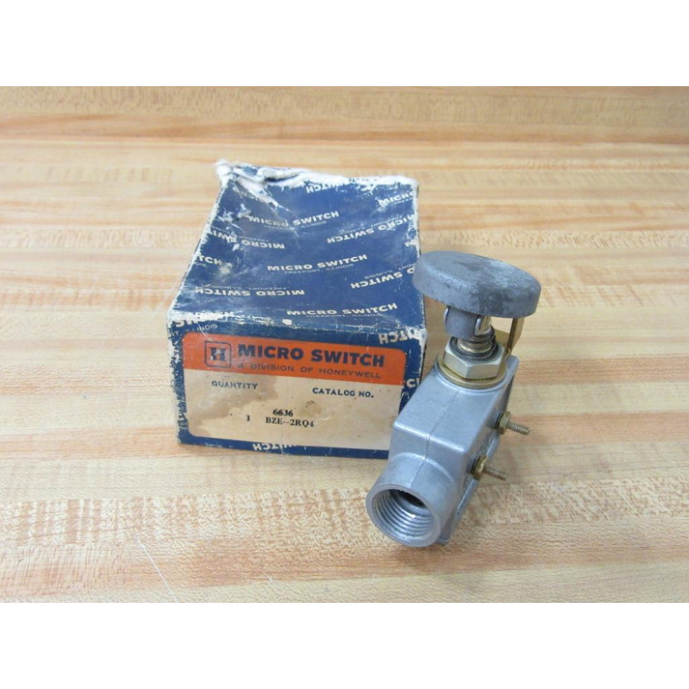 Micro Switch BZE6-2RQ4 Snap Switch WPalm Button BZE62RQ4