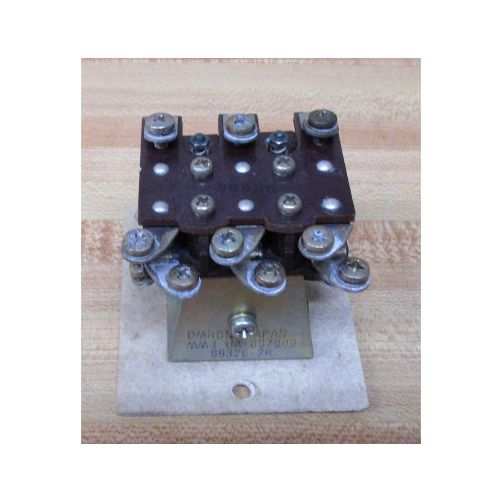 Omron MM3UA007009 Relay MM3UA007009 - Used