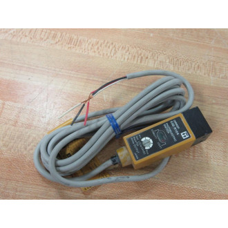 Omron E3S-R1E4 Photoelectric Switch E3SR1E4