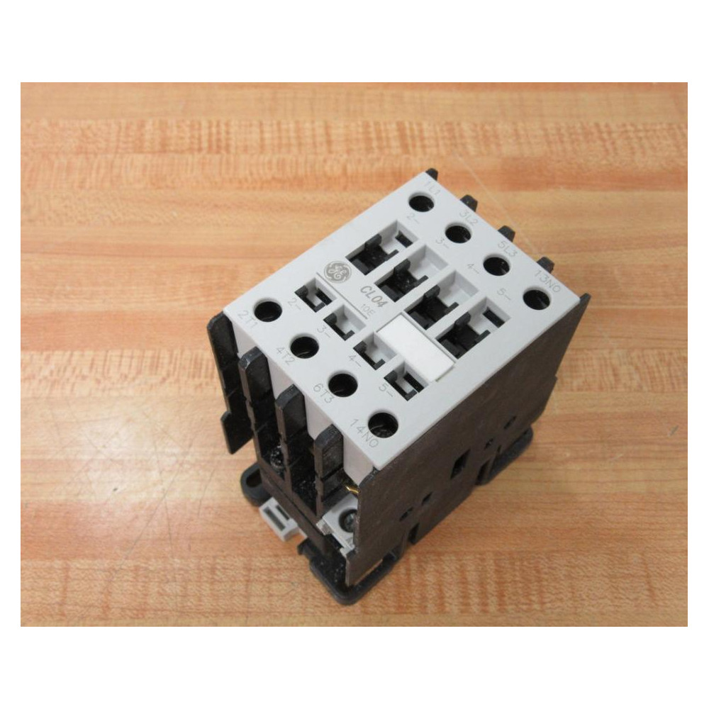 General Electric CL04A310MJ Contactor 104173 - New No Box