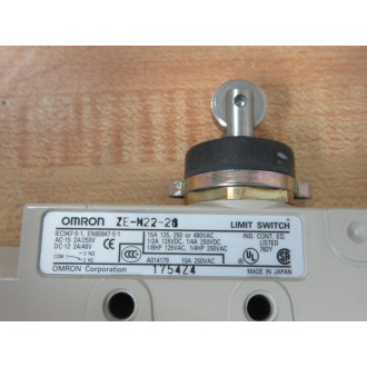 Omron ZE-N22-2G Limit Switch WRoller Lever ZEN222G