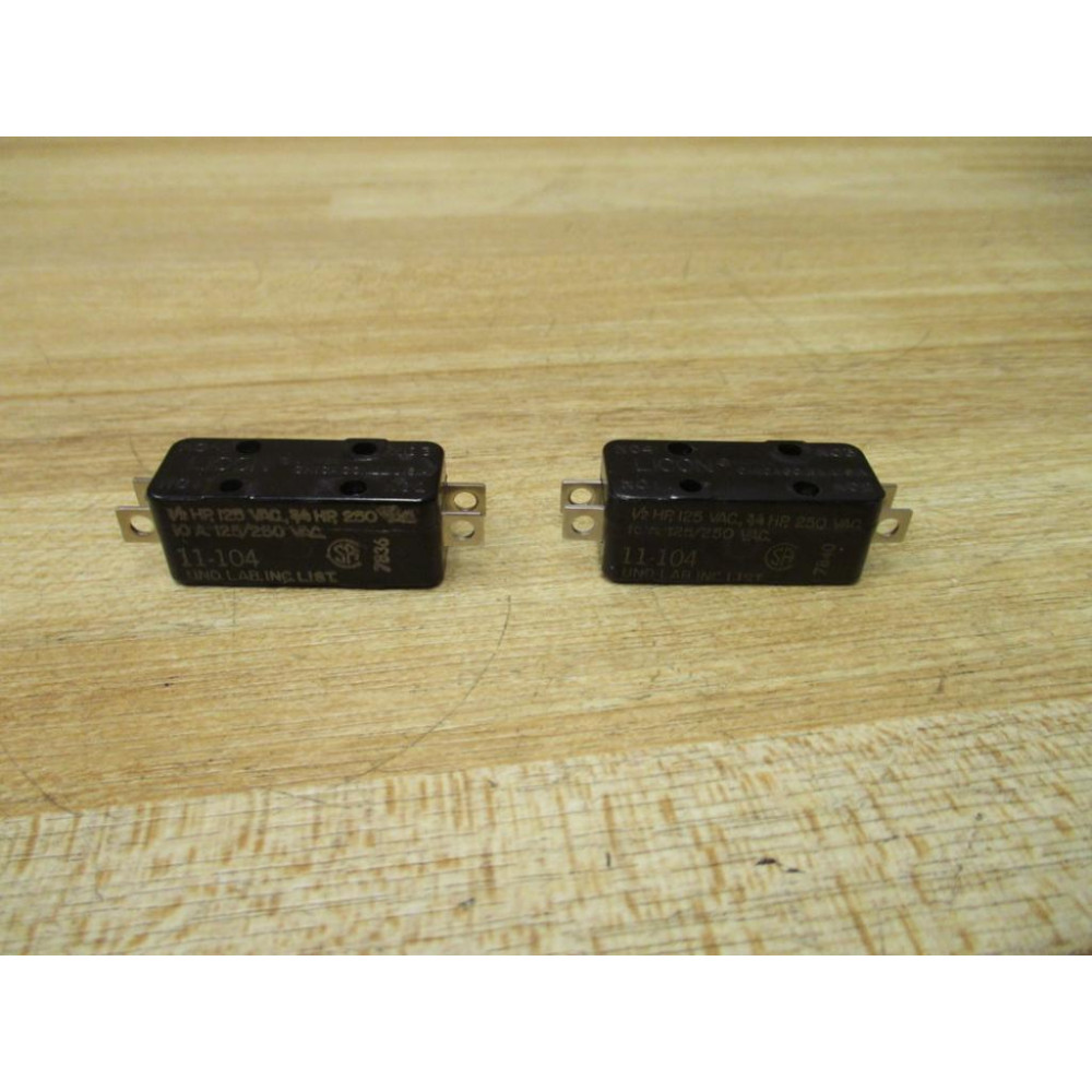Licon 11-104 Snap Switch 11104 (Pack of 2) - New No Box Licon 11-104 Snap Switch 11104 (Pack of 2) - New No Box