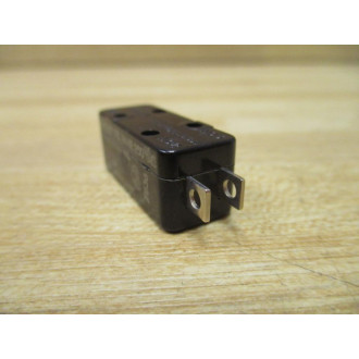 Licon 11-104 Snap Switch 11104 (Pack of 2) - New No Box
