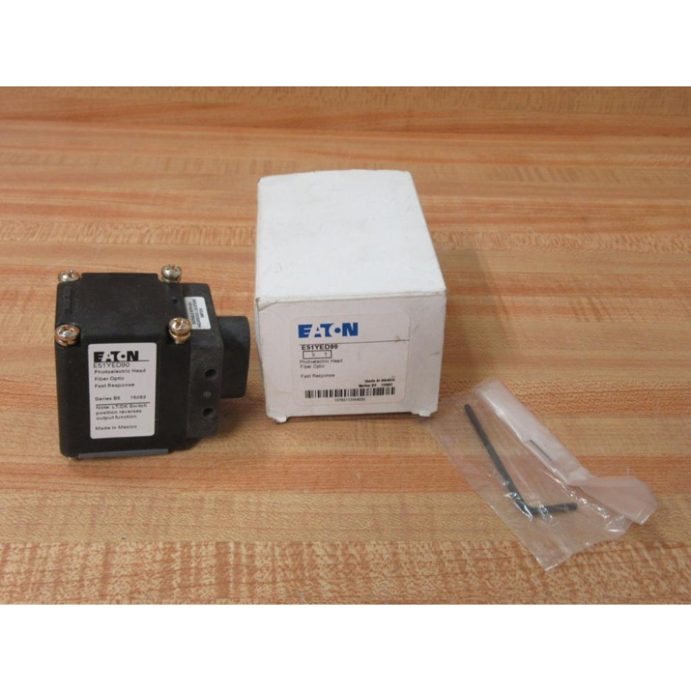 Cutler Hammer E51YED90 Photoelectric Head