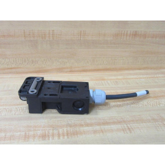Schmersal AZ 16-03 ZVRK Safety Interlock Switch AZ1603ZVRK WWire - Used