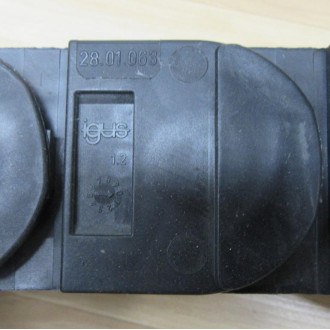 Igus 28.02.063 Energy Chain 2802063 17 Links - Used