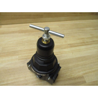 Watts R21-00C M1 Pneumatic Regulator R2100CM1 - New No Box