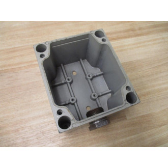 GE General Electric CR2940BC201A Enclosure W Pushbutton CR104PXF12 - Used