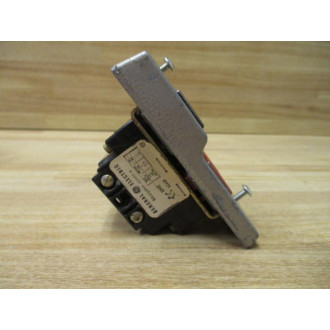 General Electric CR101JA0A Starting Switch - Used
