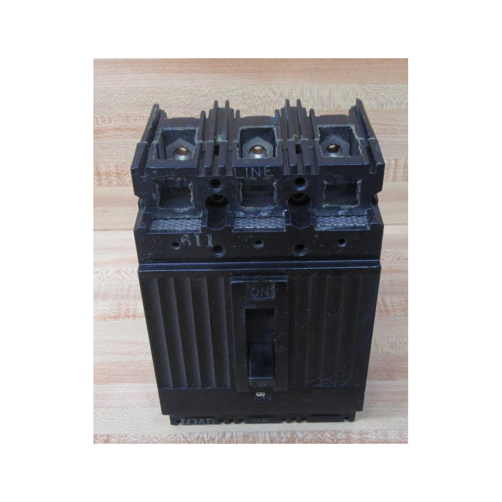 General Electric TEF136070 Circuit Breaker - Used