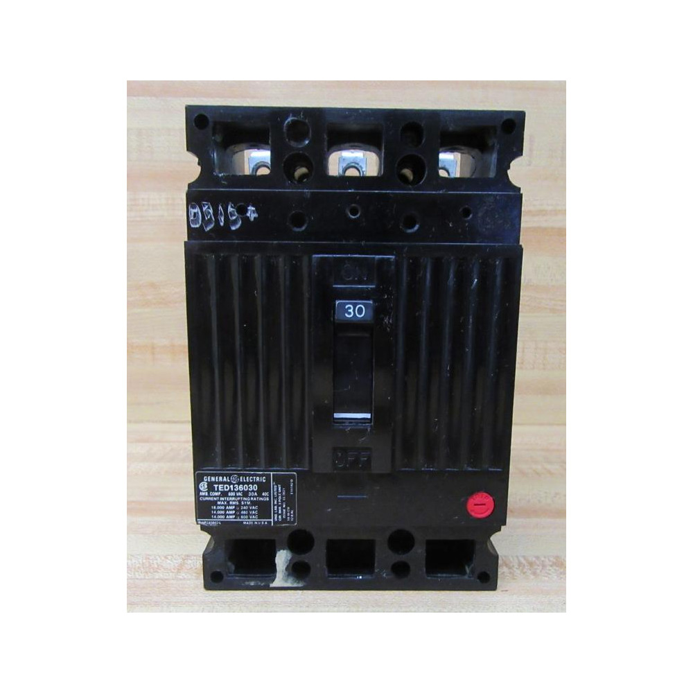 General Electric TED136030 Circuit Breaker - Used