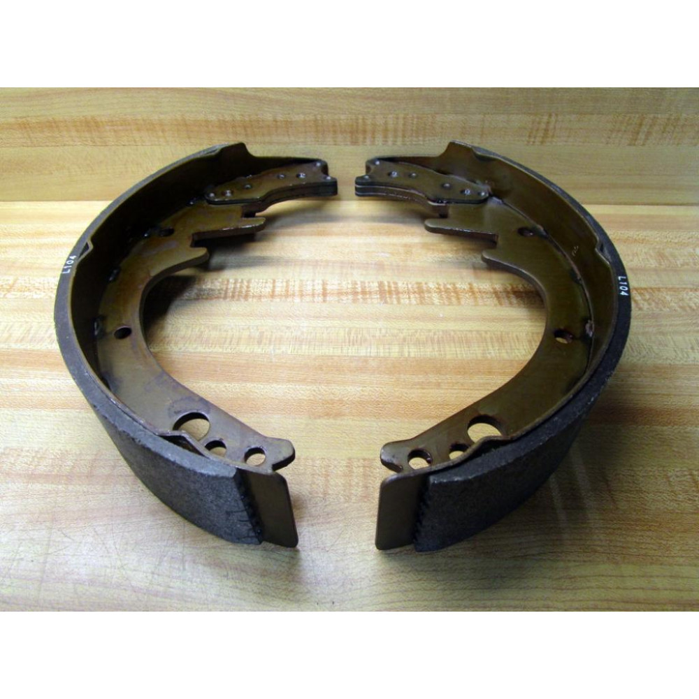 Akebono L104 Brake Shoe Kit - New No Box