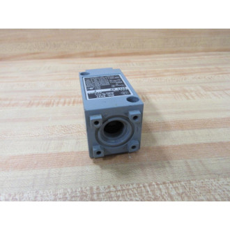 Allen Bradley 802T-AP Limit Switch 802TAP WO Operating Head Ser.F - Used