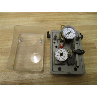 Johnson Controls P-8000-2 Pressure Controller P8000 - Used