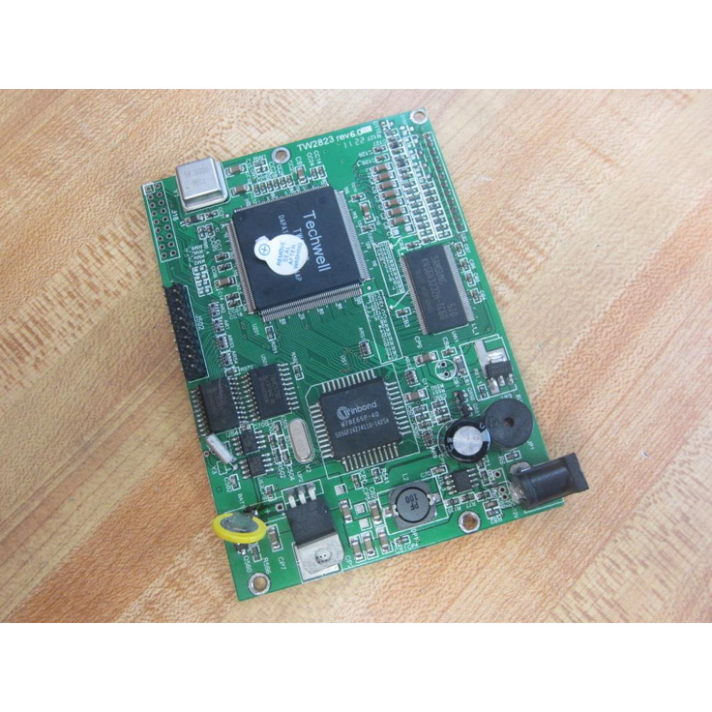 Techwell TW2823 4 Split LCD Driver Board - Used Techwell TW2823 4 Split LCD Driver Board - Used