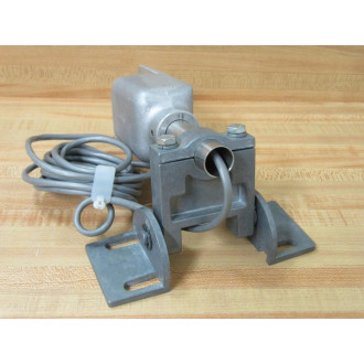 Red Lion LSAHC001 Hinge Clamp Assembly - New No Box