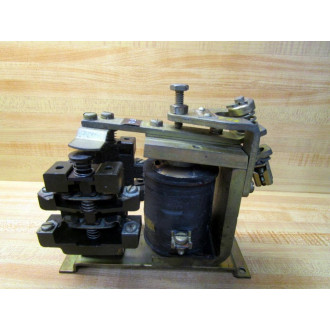 General Electric IC2820 A100BB2L Contactor IC2820A100BB2L - Used