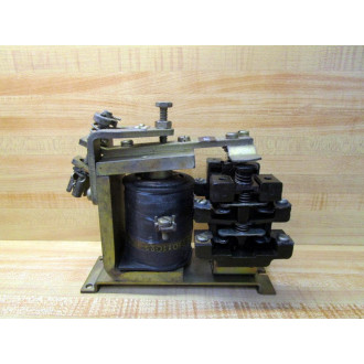 General Electric IC2820 A100BB2L Contactor IC2820A100BB2L - Used