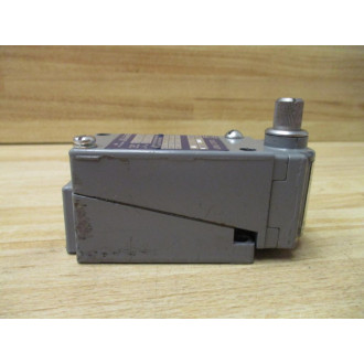 Square D 9007-B54B2 Heavy Duty Limit Switch Form HK - Used