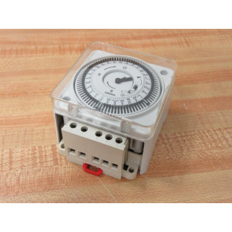 Grasslin MIL 72A QWuZH-24 7 Day Timer MIL72AQWuZH24 - New No Box