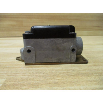 General Electric CR9440 J 1D2 Limit Switch CR9440J1D2 - New No Box