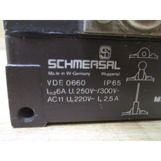 Schmersal M.302-11Y Limit Switch M30211Y - New No Box