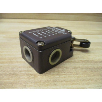 Schmersal T3K 015-11Y Heavy Duty Limit Switch T3K01511Y - New No Box