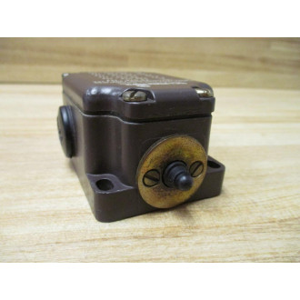 Schmersal TS 015-11Y Heavy Duty Limit Switch TS01511Y - New No Box