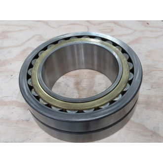 SKF 23138CK Roller Bearing IW38C - New No Box