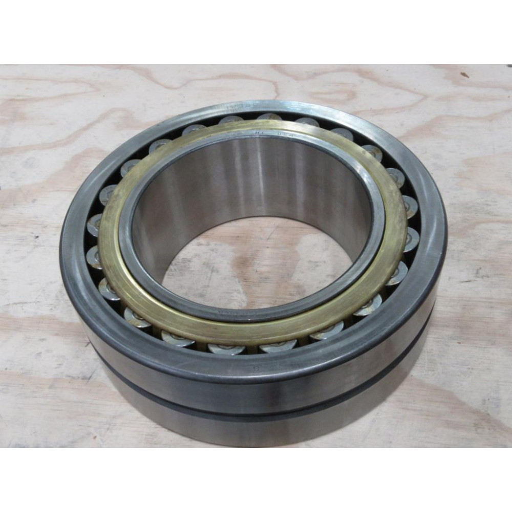 SKF 23138CK Roller Bearing IW38C - New No Box