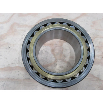 SKF 23138CK Roller Bearing IW38C - New No Box