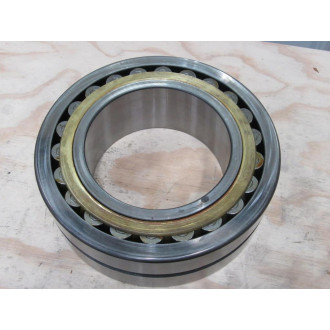 SKF 23138CK Roller Bearing IW38C - New No Box