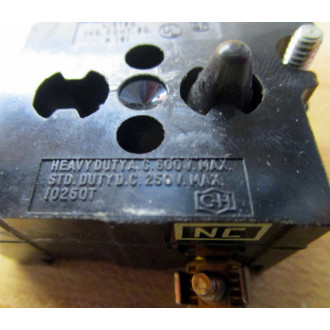 Cutler Hammer 10250T51 Contact Block . A4