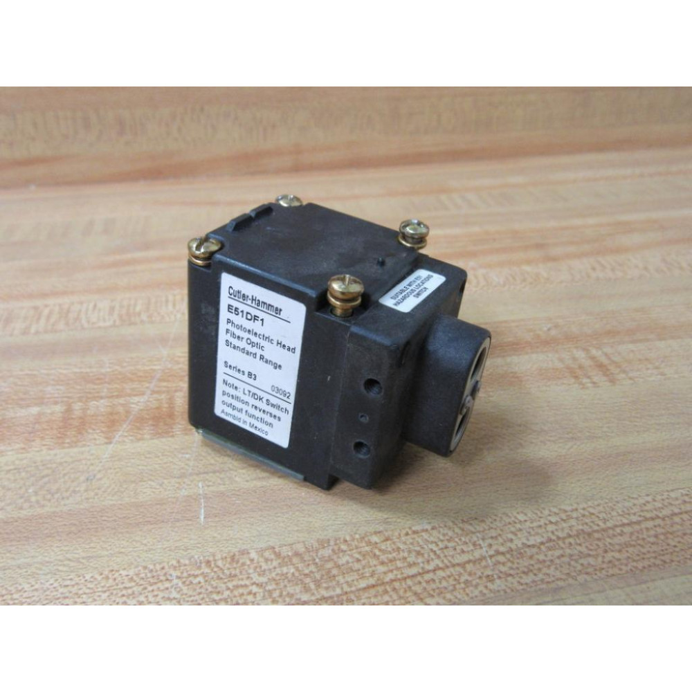 Cutler Hammer E51DF1 Photoelectric Head E51-DF1 B3 Standard Range - New No Box