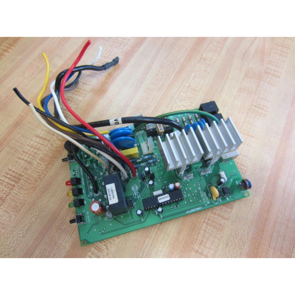 SMT 66-0596 30A32Vdc Power Bd SM550USB 660596 - Used