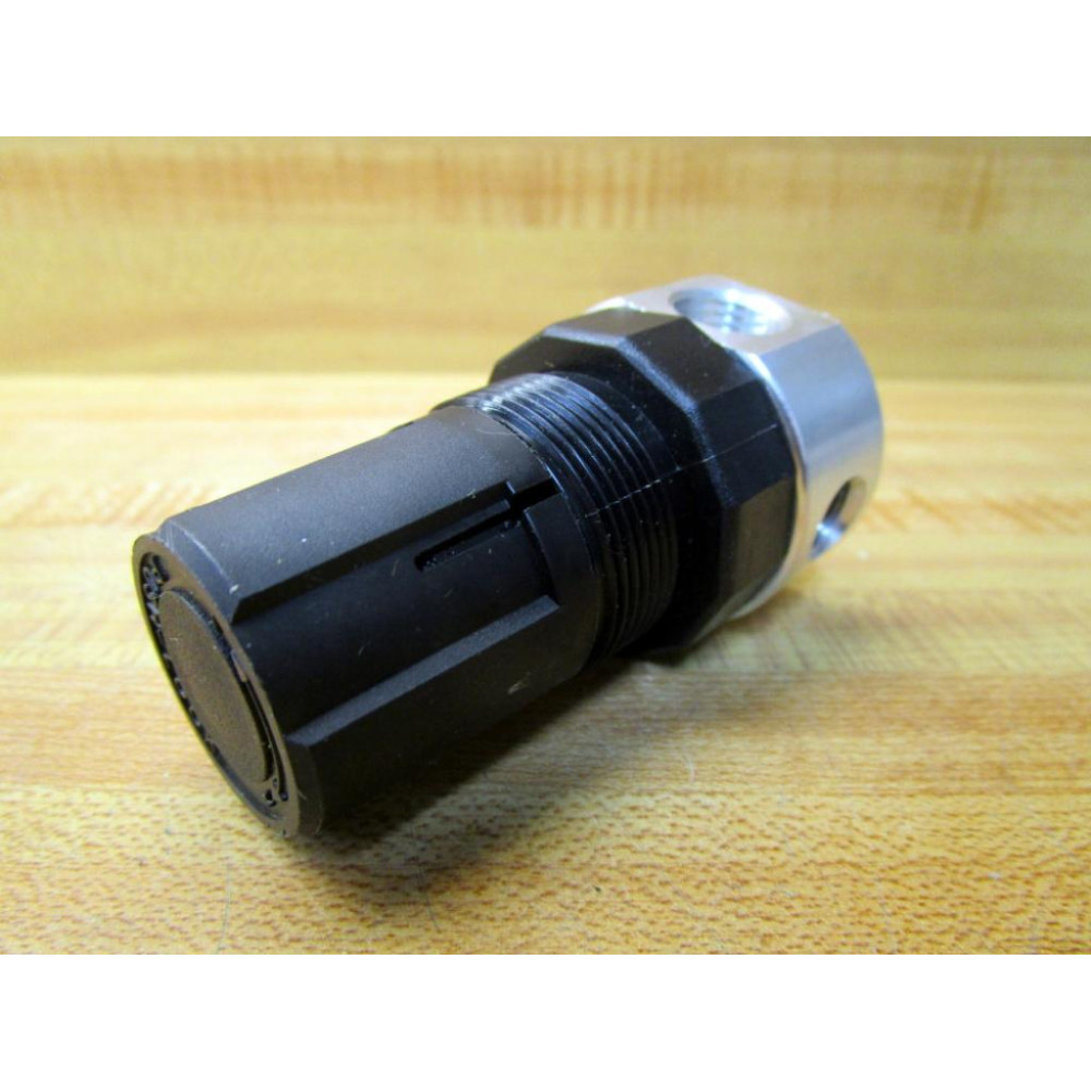 Wilkerson R374G02CN Pneumatic Regulator R374G02CN - New No Box Wilkerson R374G02CN Pneumatic Regulator R374G02CN - New No Box