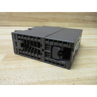 Siemens 6ES7-323-1BL00-0AA0 IO Module E-Stand:5, Cracked Terminal Strip Cover - Used