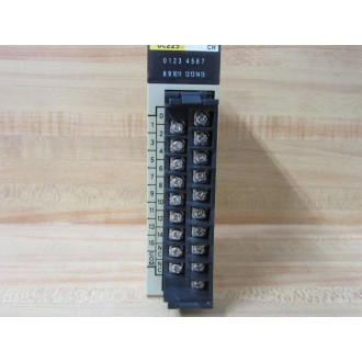 Omron C200H-0C225 Output Module C200H0C225 WO Cover - Used