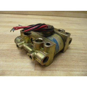 Skinner Valve V935LB2100 4-Way Solenoid Valve - Used