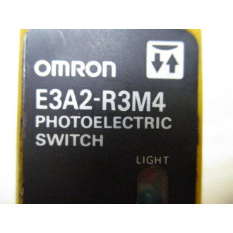 Omron E3A2-R3M4 Photoelectric Switch E3A2R3M4 - Used