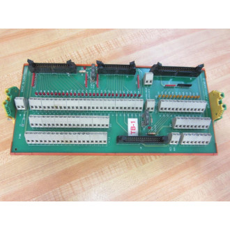 Quipp P3311-16450-G DIN Rail Mounted IO Terminal Bd P331116450G - Used