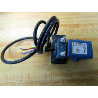 Cutler Hammer 1450B-6511 Photelectric Sensor  1450B6511 WMount - Used