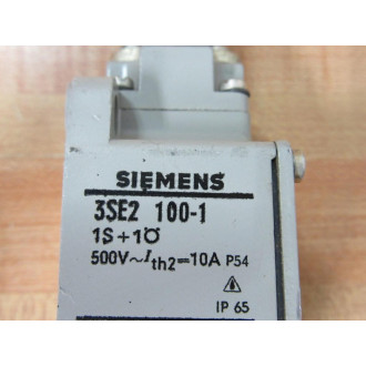 Siemens 3SE2 100-1 Limit Switch wRoller Lever 3SE21001 - New No Box