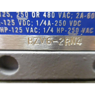 Micro Switch BZV6-2RN4 Limit Switch BZV62RN4 - New No Box