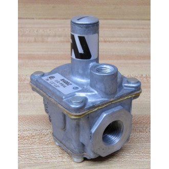 Maxitrol R400Z Gas Regulator 38" - New No Box