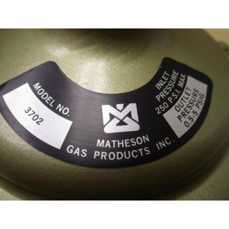 Matheson 3702 Pressure Regulator W Gauge - New No Box